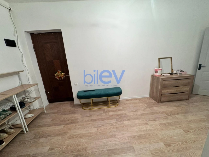 Aylıq Kirayə 3 otaqlı Köhnə Tikili bina evi  105m², Bakı
