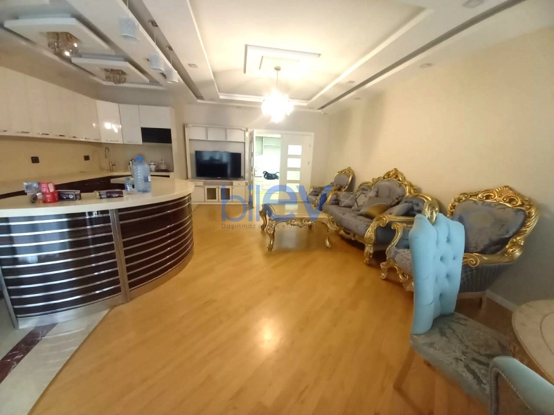Aylıq Kirayə 3 otaqlı Yeni Tikili bina evi  110m², Bakı