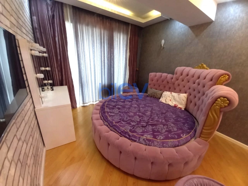 Aylıq Kirayə 3 otaqlı Yeni Tikili bina evi  110m², Bakı