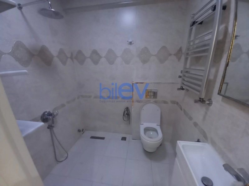 Aylıq Kirayə 3 otaqlı Yeni Tikili bina evi  110m², Bakı
