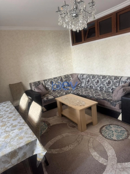 Aylıq Kirayə 3 otaqlı Köhnə Tikili bina evi  70m², Bakı