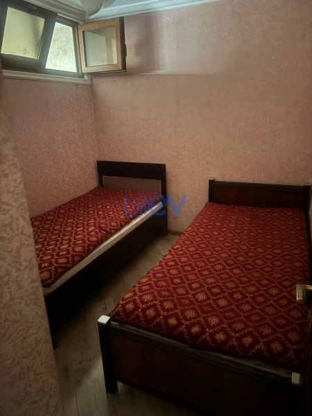 Aylıq Kirayə 3 otaqlı Köhnə Tikili bina evi  70m², Bakı