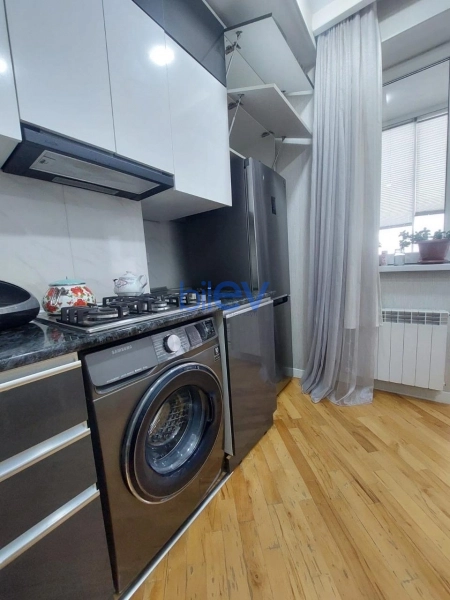 Aylıq Kirayə 2 otaqlı Yeni Tikili bina evi  60m², Bakı