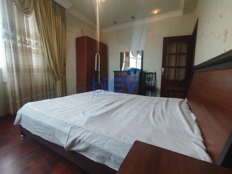 Aylıq Kirayə 2 otaqlı Yeni Tikili bina evi  90m², Bakı