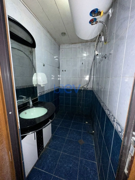Aylıq Kirayə 4 otaqlı Köhnə Tikili bina evi  90m², Bakı