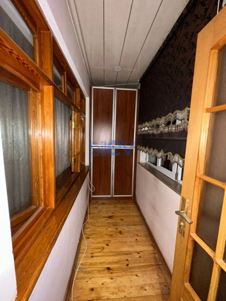 Aylıq Kirayə 4 otaqlı Köhnə Tikili bina evi  90m², Bakı
