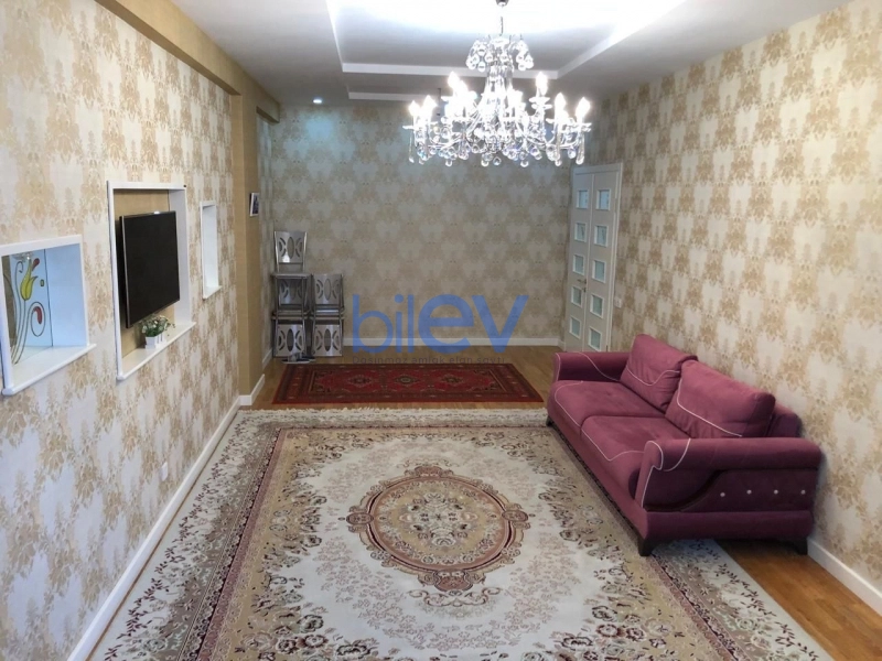 Aylıq Kirayə 3 otaqlı Yeni Tikili bina evi  120m², Bakı