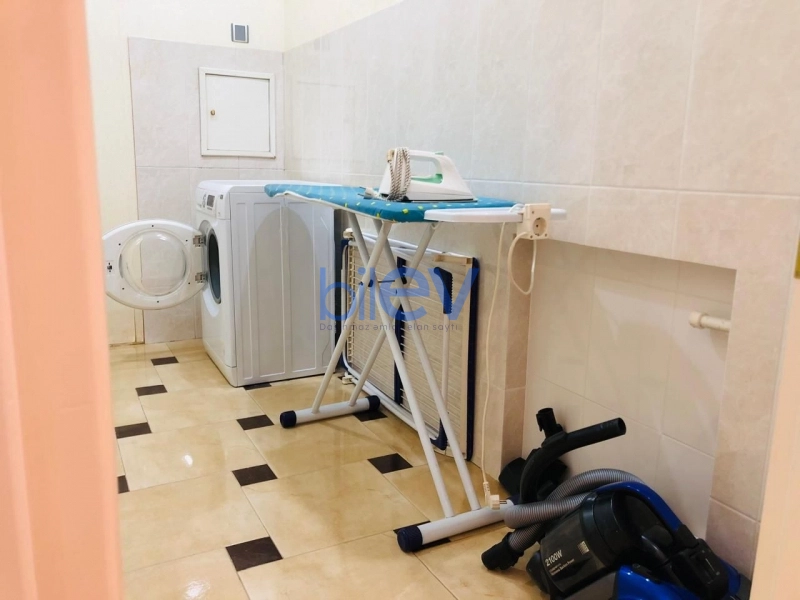 Aylıq Kirayə 3 otaqlı Yeni Tikili bina evi  120m², Bakı