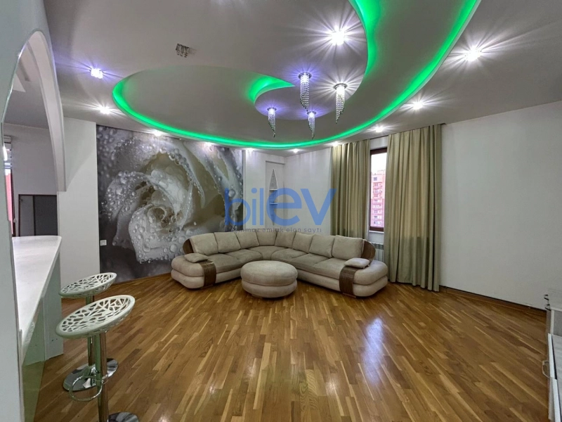 Aylıq Kirayə 2 otaqlı Yeni Tikili bina evi  90m², Bakı
