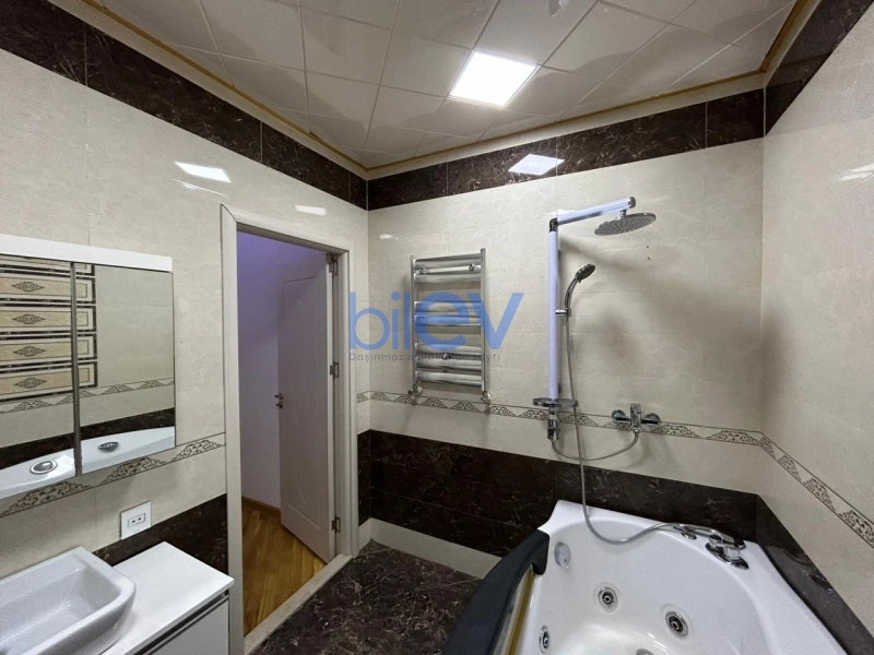Aylıq Kirayə 2 otaqlı Yeni Tikili bina evi  90m², Bakı