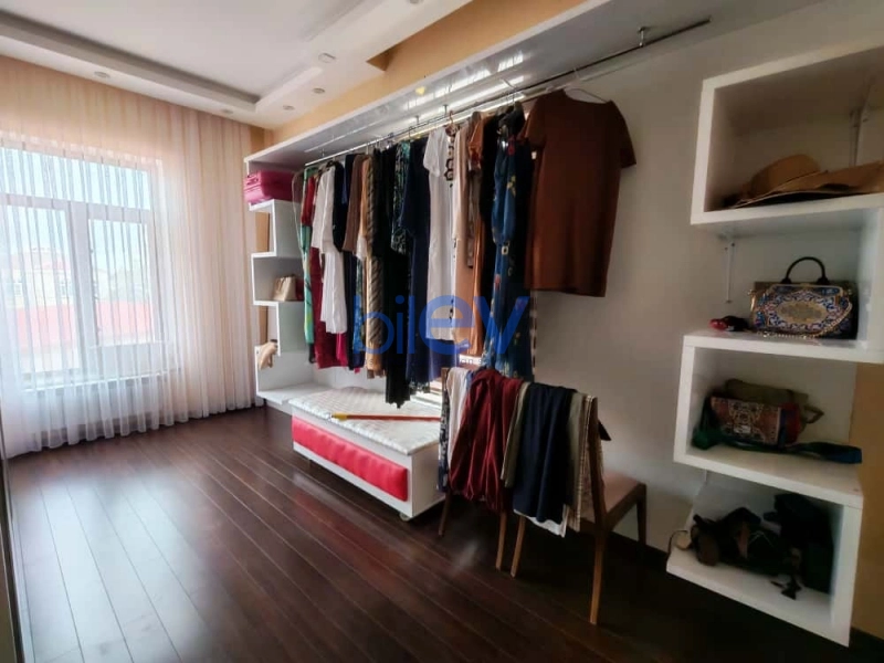 Satış 6 otaqlı Bağ evi  250m², Bakı