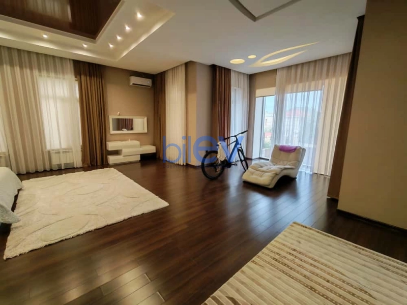 Satış 6 otaqlı Bağ evi  250m², Bakı