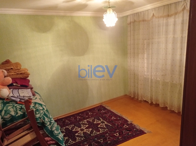 Satış 5 otaqlı Köhnə Tikili bina evi  72m², Xaçmaz / Xudat