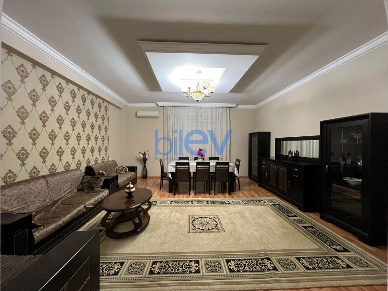Aylıq Kirayə 3 otaqlı Yeni Tikili bina evi  110m², Bakı