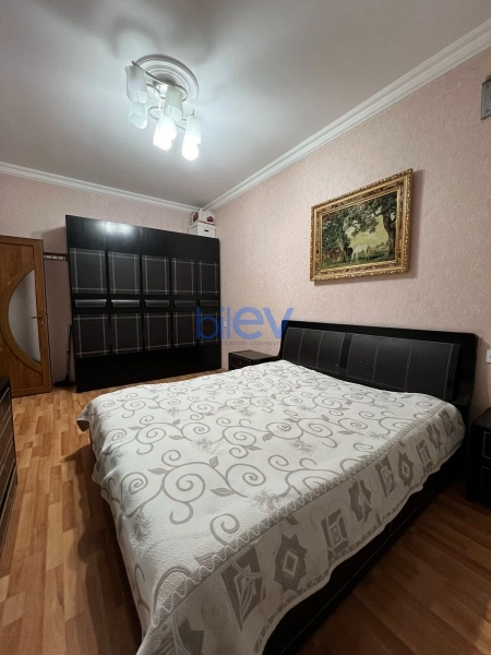 Aylıq Kirayə 3 otaqlı Yeni Tikili bina evi  110m², Bakı