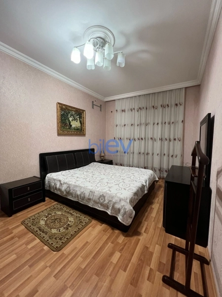 Aylıq Kirayə 3 otaqlı Yeni Tikili bina evi  110m², Bakı