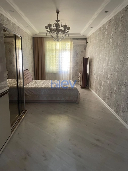 Aylıq Kirayə 3 otaqlı Yeni Tikili bina evi  155m², Bakı