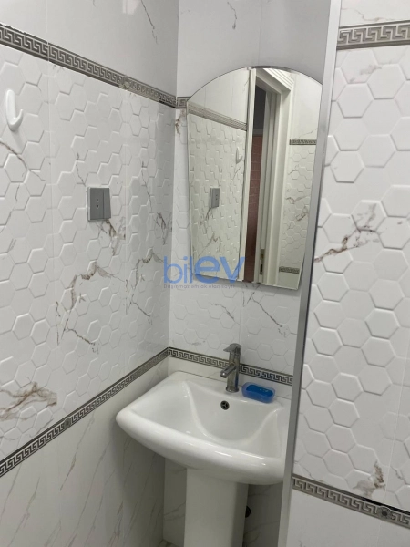 Aylıq Kirayə 3 otaqlı Yeni Tikili bina evi  155m², Bakı