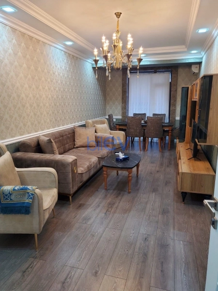 Aylıq Kirayə 2 otaqlı Yeni Tikili bina evi  65m², Bakı