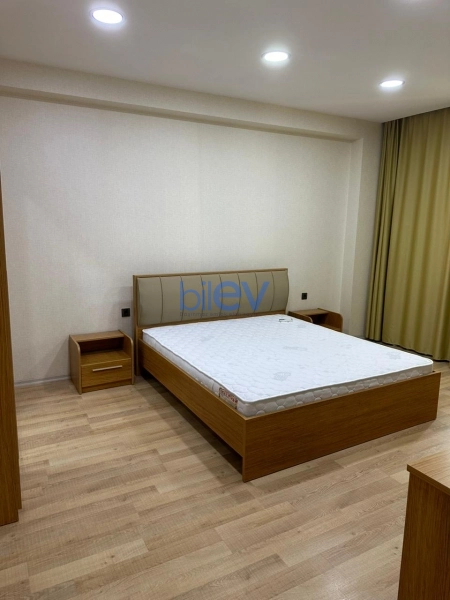 Aylıq Kirayə 3 otaqlı Yeni Tikili bina evi  110m², Bakı