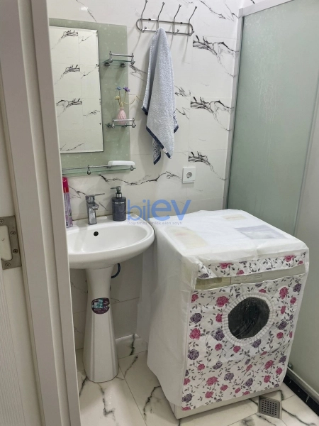 Aylıq Kirayə 1 otaqlı Köhnə Tikili bina evi  35m², Bakı
