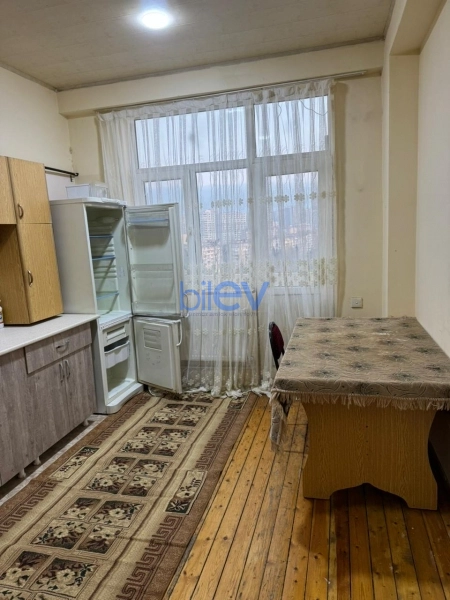 Aylıq Kirayə 2 otaqlı Yeni Tikili bina evi  82m², Bakı