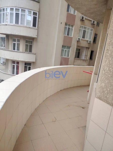 Aylıq Kirayə 3 otaqlı Yeni Tikili bina evi  132m², Bakı