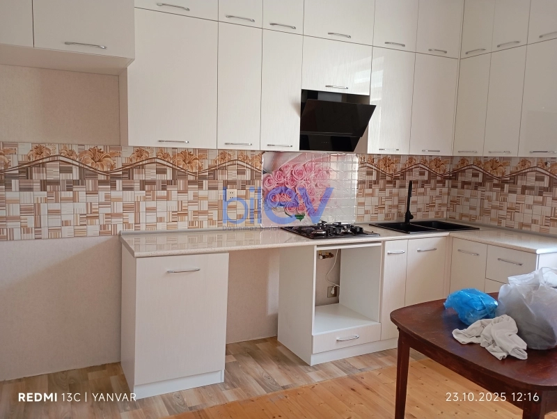 Aylıq Kirayə 3 otaqlı Həyət evi  110m², Bakı