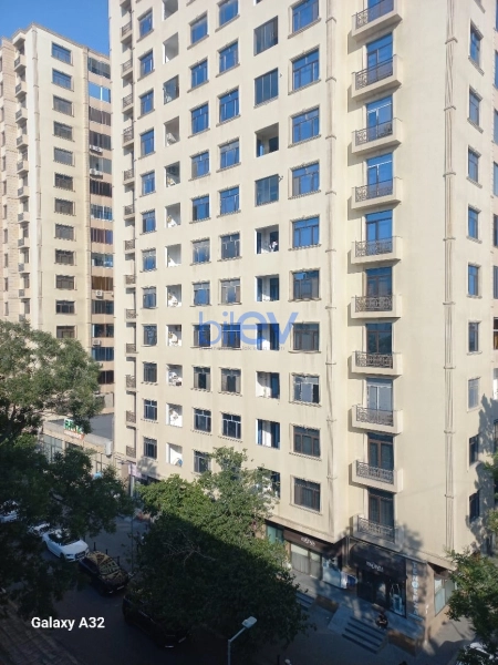 Aylıq Kirayə 3 otaqlı Köhnə Tikili bina evi  100m², Bakı