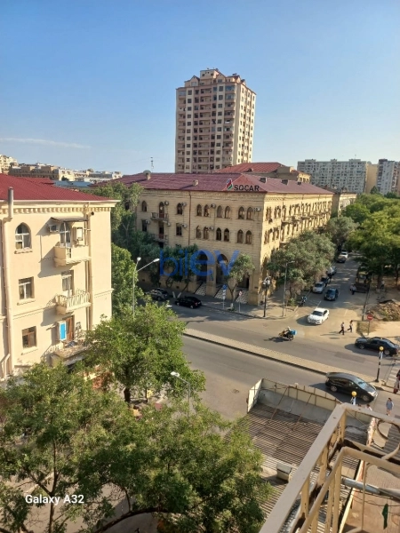 Aylıq Kirayə 3 otaqlı Köhnə Tikili bina evi  100m², Bakı