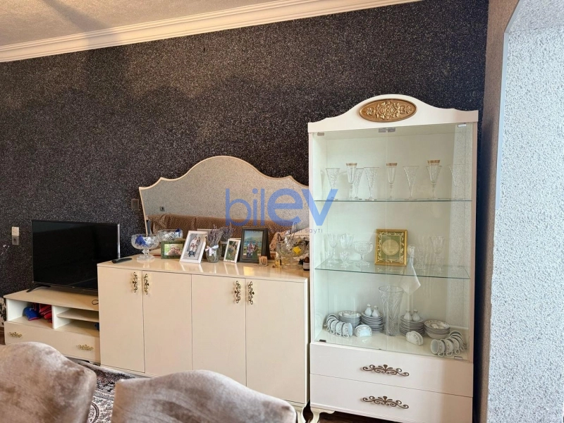 Satış 2 otaqlı Köhnə Tikili bina evi  50m², Bakı
