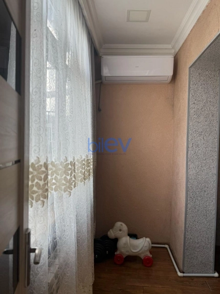 Satış 2 otaqlı Köhnə Tikili bina evi  50m², Bakı
