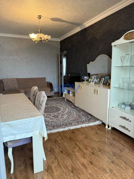 Satış 2 otaqlı Köhnə Tikili bina evi  50m², Bakı