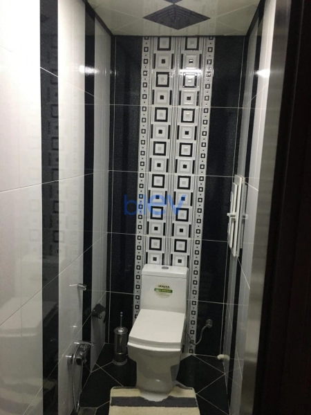 Aylıq Kirayə 3 otaqlı Yeni Tikili bina evi  137m², Bakı