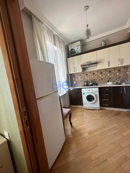 Aylıq Kirayə 2 otaqlı Köhnə Tikili bina evi  40m², Bakı