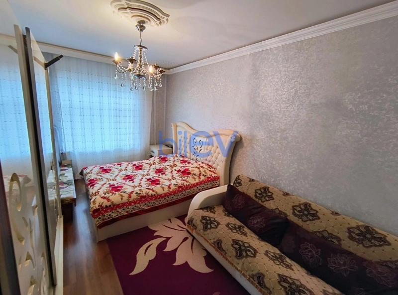 Satış 4 otaqlı Köhnə Tikili bina evi  90m², Bakı
