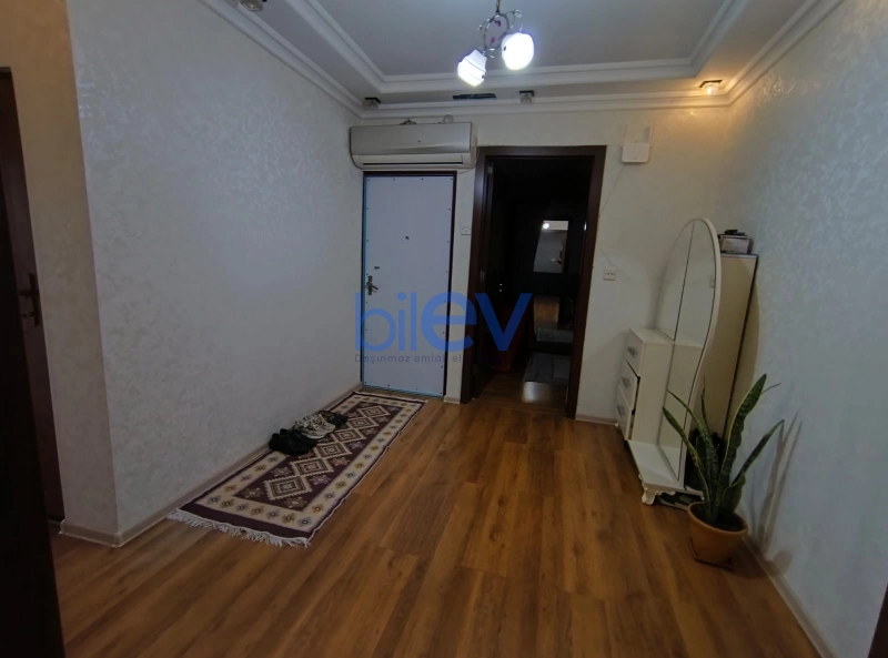 Satış 4 otaqlı Köhnə Tikili bina evi  90m², Bakı