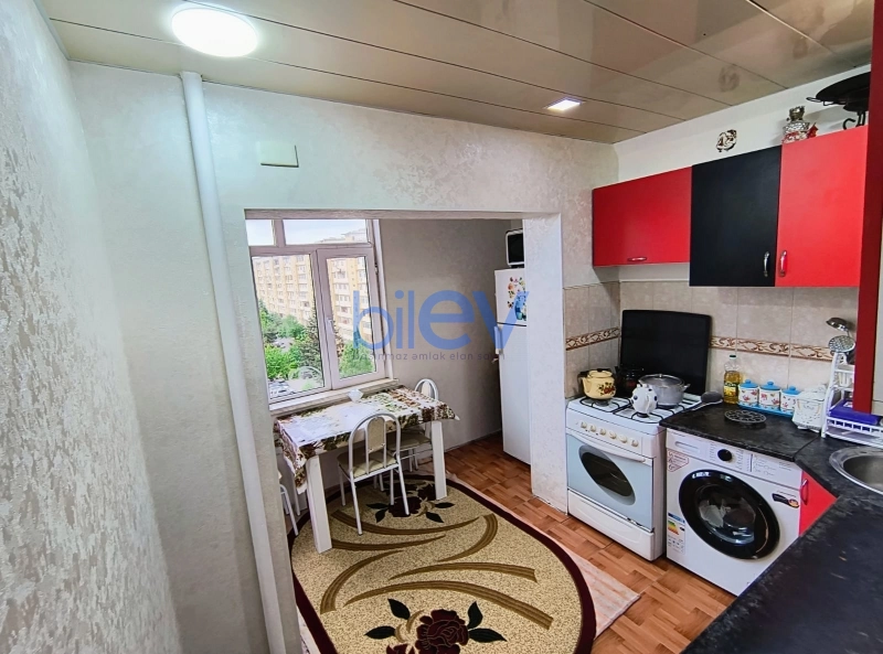 Satış 4 otaqlı Köhnə Tikili bina evi  90m², Bakı