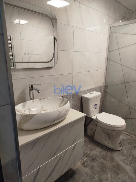 Satış 5 otaqlı Yeni Tikili bina evi  240m², Bakı