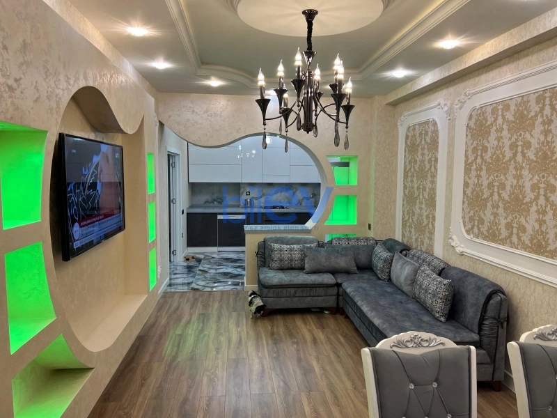 Aylıq Kirayə 3 otaqlı Yeni Tikili bina evi  130m², Bakı