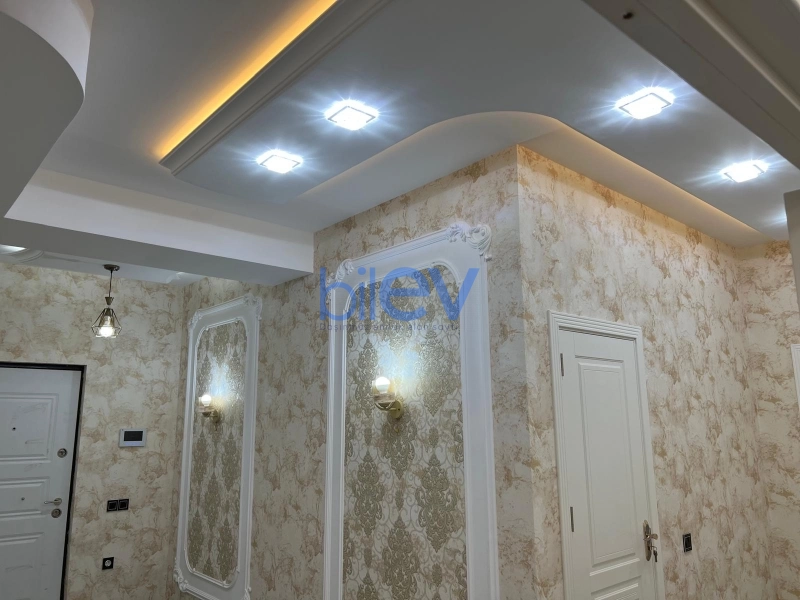 Aylıq Kirayə 3 otaqlı Yeni Tikili bina evi  130m², Bakı