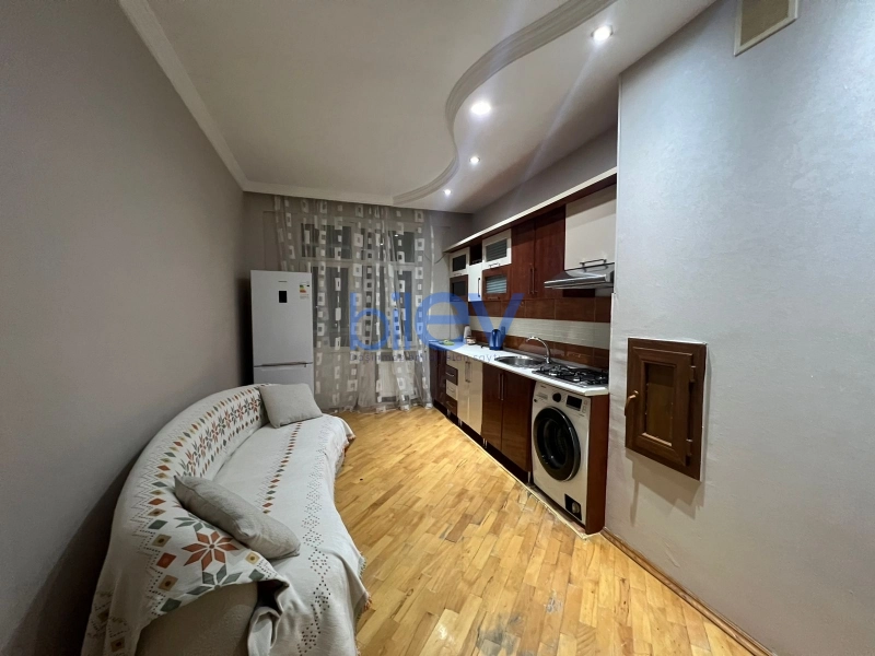 Aylıq Kirayə 2 otaqlı Yeni Tikili bina evi  96m², Bakı