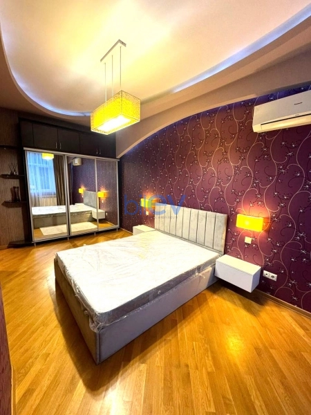 Aylıq Kirayə 3 otaqlı Yeni Tikili bina evi  120m², Bakı