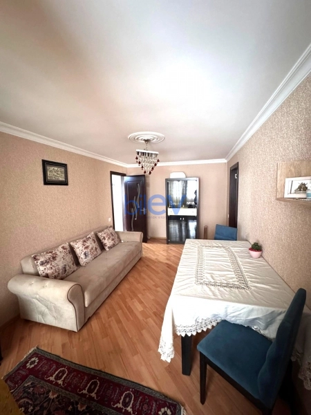 Aylıq Kirayə 2 otaqlı Köhnə Tikili bina evi  60m², Bakı