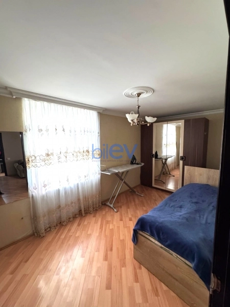Aylıq Kirayə 2 otaqlı Köhnə Tikili bina evi  60m², Bakı