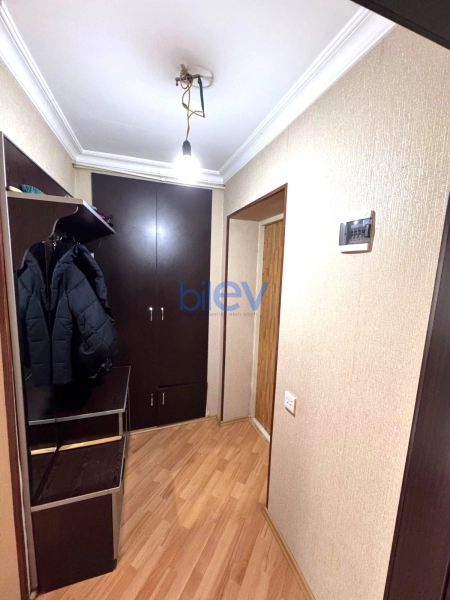 Aylıq Kirayə 2 otaqlı Köhnə Tikili bina evi  60m², Bakı