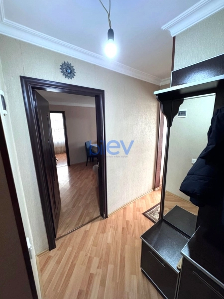 Aylıq Kirayə 2 otaqlı Köhnə Tikili bina evi  60m², Bakı