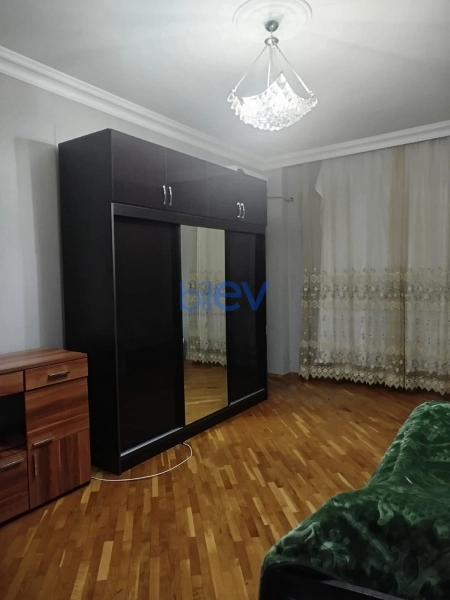 Aylıq Kirayə 4 otaqlı Yeni Tikili bina evi  160m², Bakı