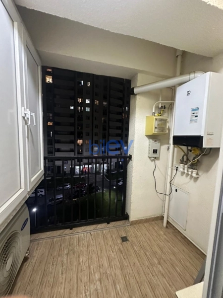 Aylıq Kirayə 3 otaqlı Yeni Tikili bina evi  97m², Bakı