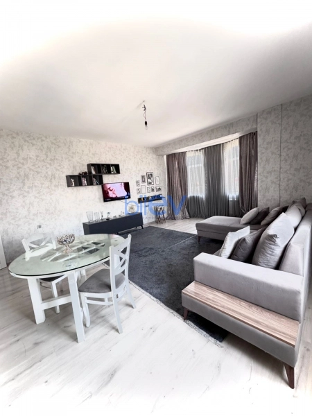 Aylıq Kirayə 3 otaqlı Yeni Tikili bina evi  120m², Bakı